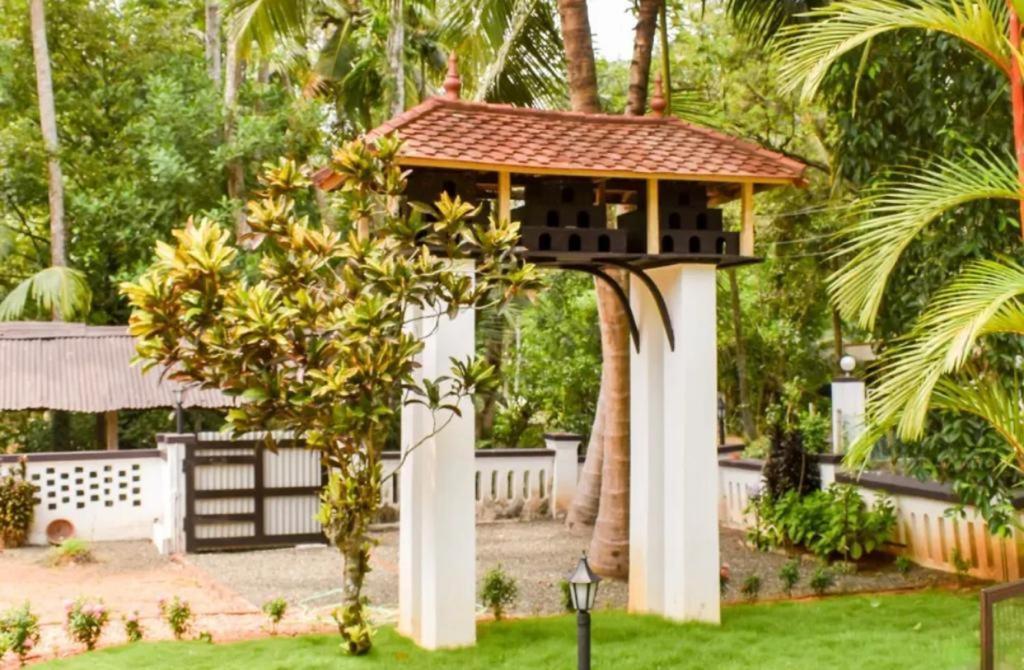 Brookside Heritage Homestay Kumarakom Eksteriør billede