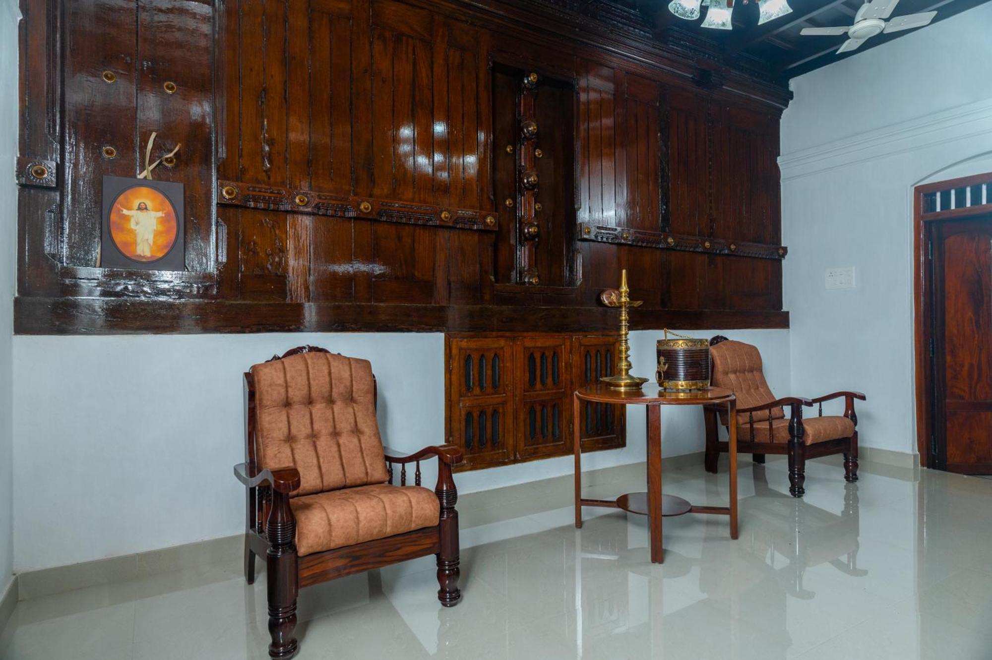 Brookside Heritage Homestay Kumarakom Eksteriør billede